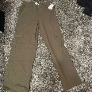 NWT Tilly’s Green Oversized Jeans